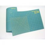 Podkładowa mata do cięcia nożami krążkowymi – samogojąca – 1.5 × 940 × 630 mm